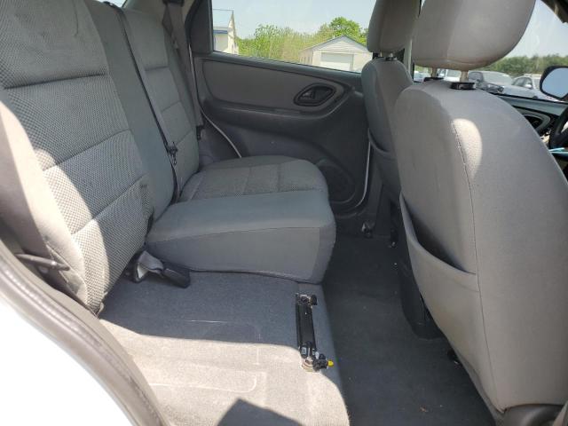 Photo 10 from auction – 2005 FORD ESCAPE XLT with VIN 1FMYU93105KB13664