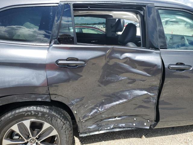 Photo 11 from auction – 2022 TOYOTA HIGHLANDER with VIN 5TDGZRAH5NS129014