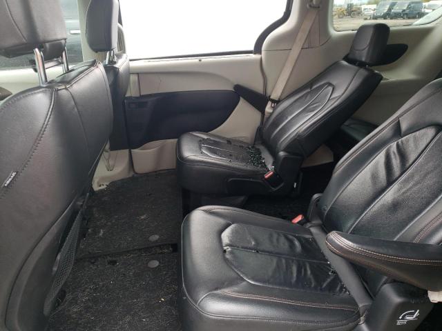 Photo 11 from auction – 2017 CHRYSLER PACIFICA T with VIN 2C4RC1BG7HR621929