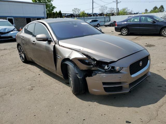 Photo 4 from auction – 2017 JAGUAR XE PREMIUM with VIN SAJAD4BV0HA975212