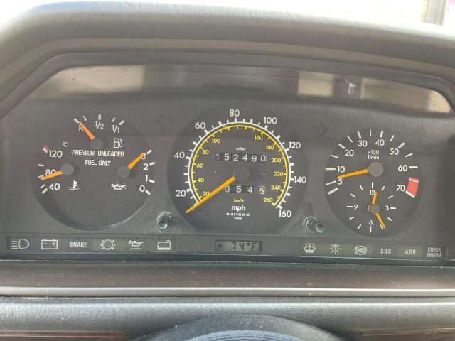 Photo 8 from auction – 1995 MERCEDES-BENZ E 320 with VIN WDBEA66E8SC258405