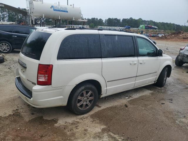Photo 3 from auction – 2010 CHRYSLER TOWN & COU with VIN 2A4RR5D15AR150331