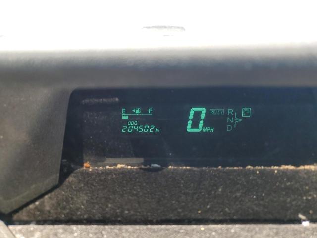 Photo 9 from auction – 2005 TOYOTA PRIUS with VIN JTDKB20U053022801