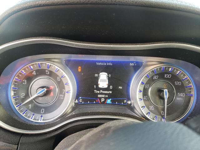 Photo 9 from auction – 2017 CHRYSLER 300 LIMITE with VIN 2C3CCAAG2HH596844