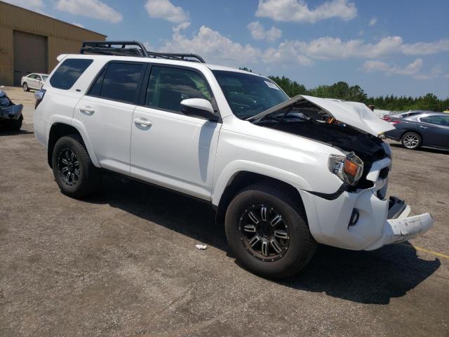 Photo 4 from auction – 2014 TOYOTA 4RUNNER SR with VIN JTEZU5JR1E5072420