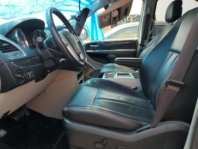 Photo 7 from auction – 2015 CHRYSLER TOWN & COU with VIN 2C4RC1BG3FR661339