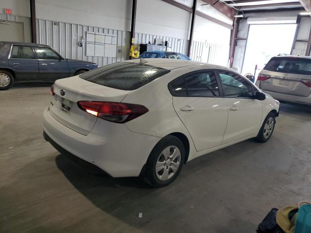 Photo 3 from auction – 2017 KIA FORTE LX with VIN 3KPFK4A74HE152471