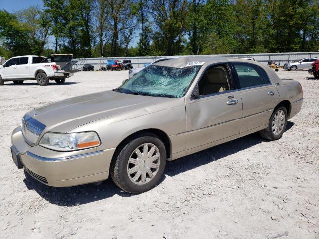 LINCOLN TOWN CAR S 2011 with VIN 2LNBL8CV4BX756596 - Photo from auction