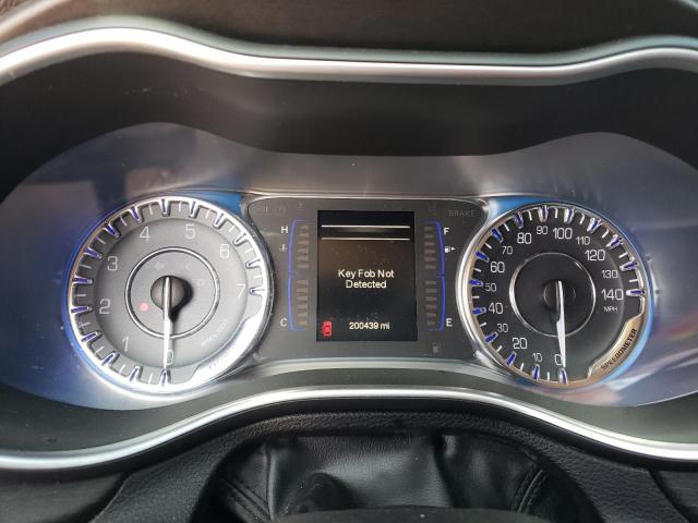 Photo 9 from auction – 2015 CHRYSLER 200 LIMITE with VIN 1C3CCCAB1FN589761