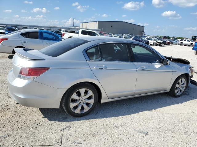 Photo 3 from auction – 2008 HONDA ACCORD EX with VIN JHMCP26758C069042