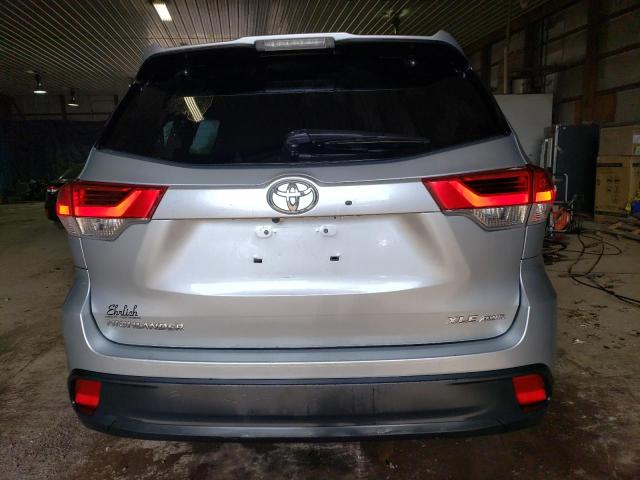 Photo 6 from auction – 2019 TOYOTA HIGHLANDER with VIN 5TDJZRFH0KS716991