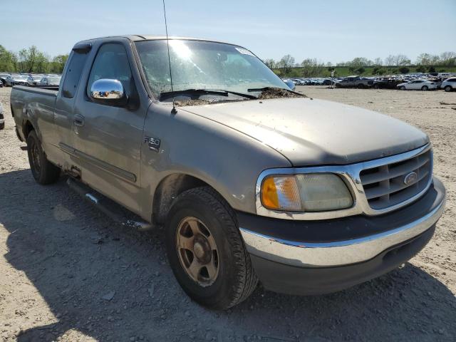 Photo 4 from auction – 2001 FORD F150 with VIN 1FTRX17W11NB85750