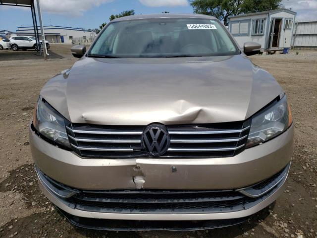 Photo 5 from auction – 2015 VOLKSWAGEN PASSAT S with VIN 1VWAT7A36FC098310