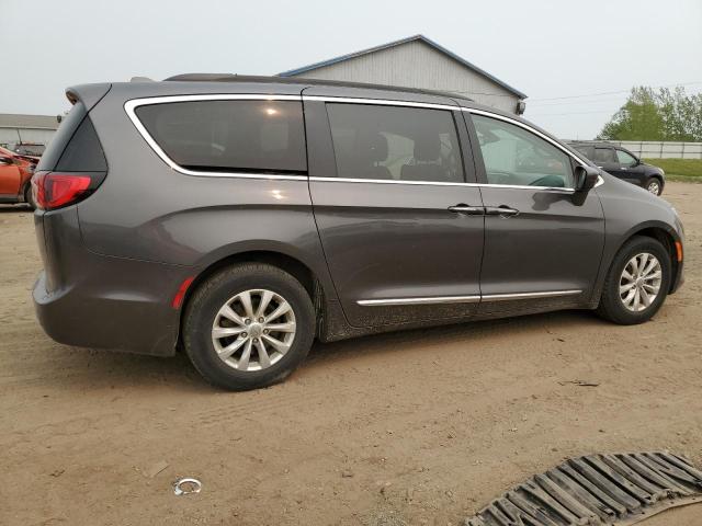 Photo 3 from auction – 2017 CHRYSLER PACIFICA T with VIN 2C4RC1BGXHR501767
