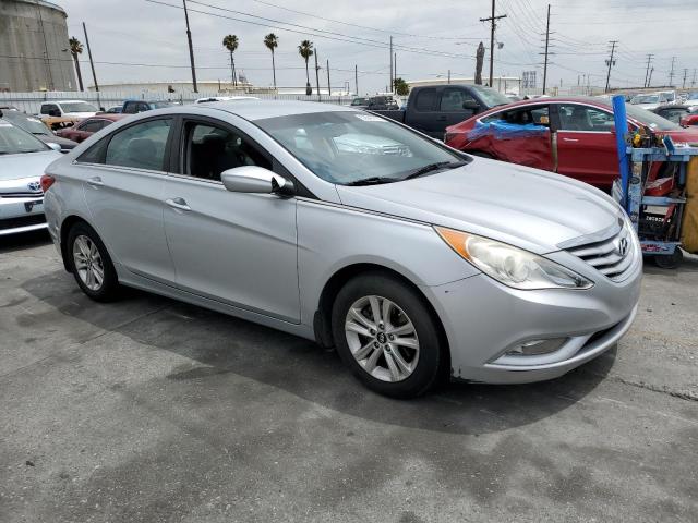Photo 4 from auction – 2013 HYUNDAI SONATA GLS with VIN 5NPEB4AC4DH505337