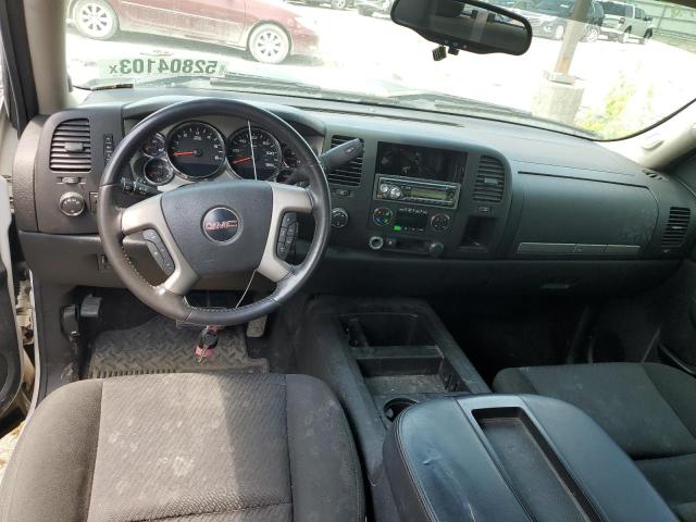 Photo 8 from auction – 2011 GMC SIERRA K15 with VIN 1GTR2VE38BZ172535