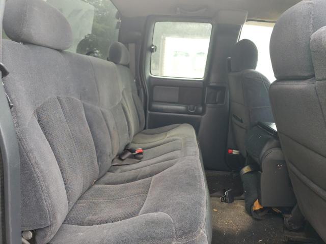 Photo 10 from auction – 2002 CHEVROLET SILVERADO with VIN 2GCEC19T621237986