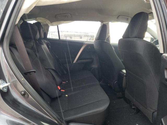 Photo 11 from auction – 2017 TOYOTA RAV4 LE with VIN JTMZFREV7HD101927