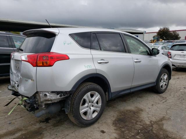 Photo 3 from auction – 2015 TOYOTA RAV4 LE with VIN JTMZFREV4FD067345