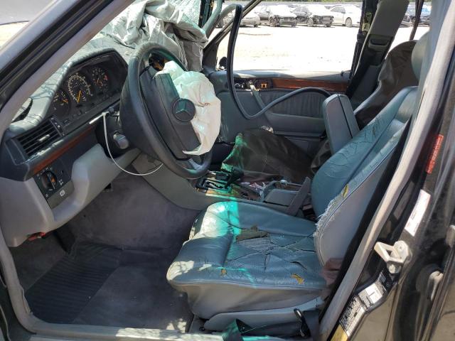 Photo 7 from auction – 1995 MERCEDES-BENZ E 320 BASE with VIN WDBEA32E4SC200280