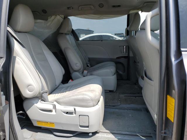 Photo 11 from auction – 2014 TOYOTA SIENNA XLE with VIN 5TDDK3DC5ES075556