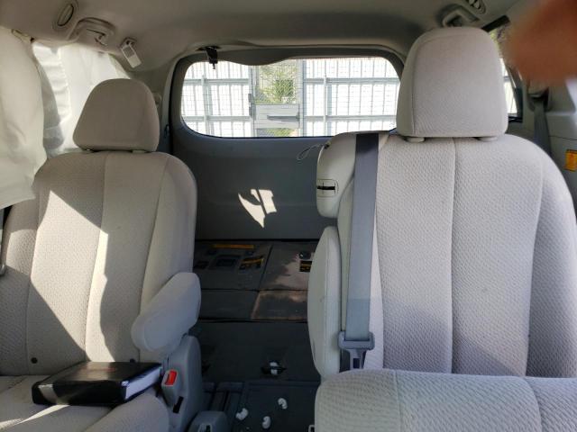 Photo 10 from auction – 2012 TOYOTA SIENNA LE with VIN 5TDKK3DC3CS203099