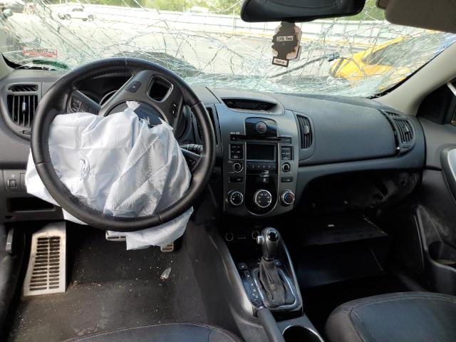 Zdjęcie 8 z aukcji – 2011 KIA FORTE SX z VIN KNAFW5A33B5353687