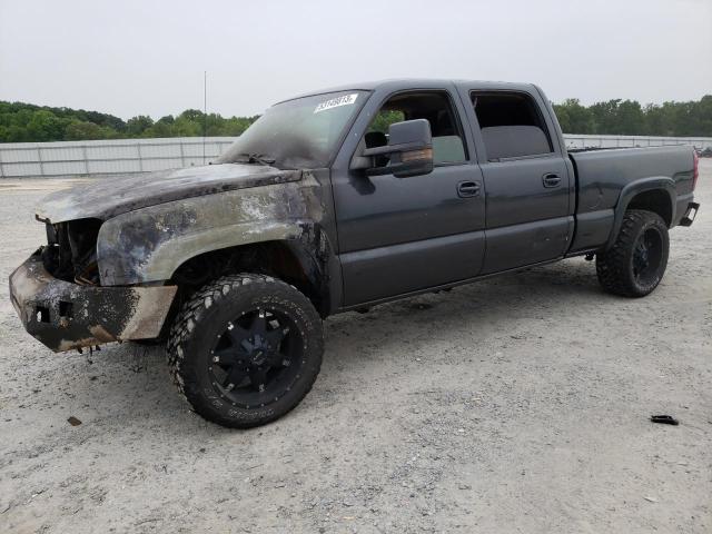 CHEVROLET SILVERADO 2003 with VIN 1GCGK13U73F122014 - Photo from auction