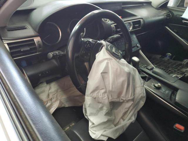 Photo 8 from auction – 2016 LEXUS IS 300 with VIN JTHCM1D2XG5003874