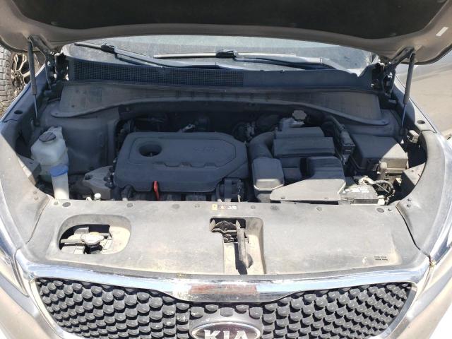 Photo 12 from auction – 2016 KIA SORENTO LX with VIN 5XYPG4A36GG140374