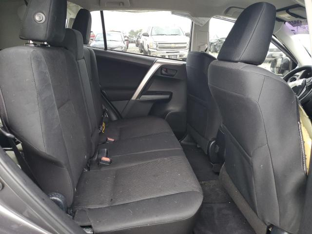 Photo 11 from auction – 2018 TOYOTA RAV4 LE with VIN JTMZFREV8JJ744083