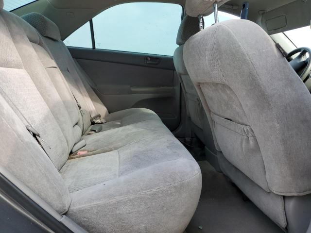 Photo 10 from auction – 2004 TOYOTA CAMRY LE with VIN 4T1BE30K74U799119
