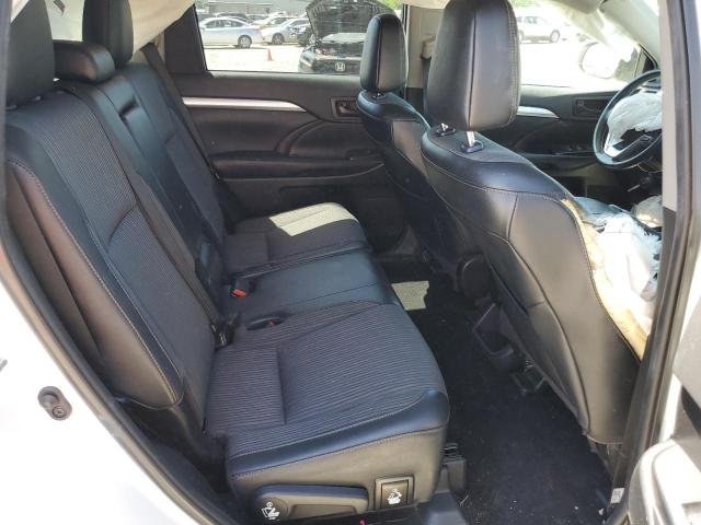 Photo 10 from auction – 2019 TOYOTA HIGHLANDER with VIN 5TDBZRFH6KS716191