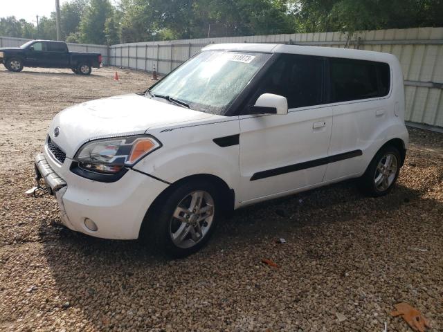 KIA SOUL + 2010 with VIN KNDJT2A22A7701588 - Photo from auction