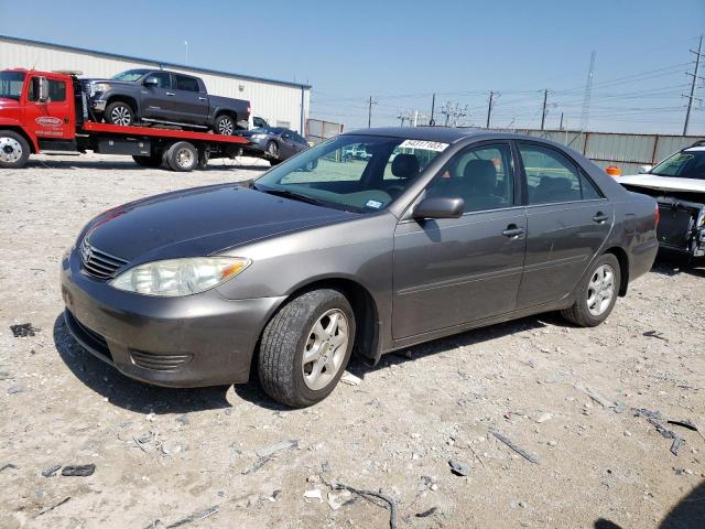 TOYOTA CAMRY LE 2005 with VIN 4T1BE30K05U540344 - Photo from auction