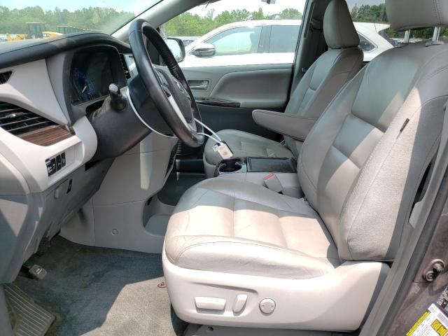 Photo 7 from auction – 2016 TOYOTA SIENNA XLE with VIN 5TDDK3DC1GS131771
