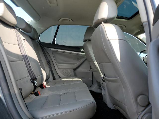 Photo 10 from auction – 2007 VOLKSWAGEN JETTA WOLF with VIN 3VWEF71K47M135614