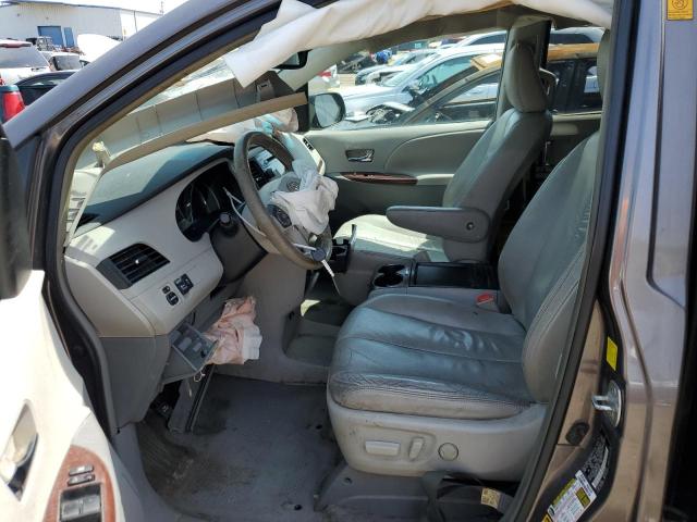 Photo 7 from auction – 2011 TOYOTA SIENNA XLE with VIN 5TDYK3DC3BS059627