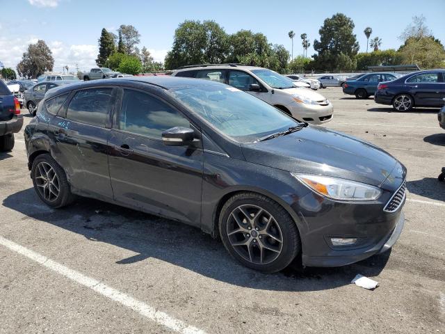 Foto 4 de la subasta – 2015 FORD FOCUS SE con VIN 1FADP3K2XFL385917