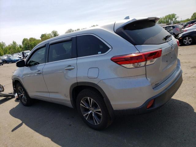 Photo 2 from auction – 2017 TOYOTA HIGHLANDER with VIN 5TDBZRFH5HS398220