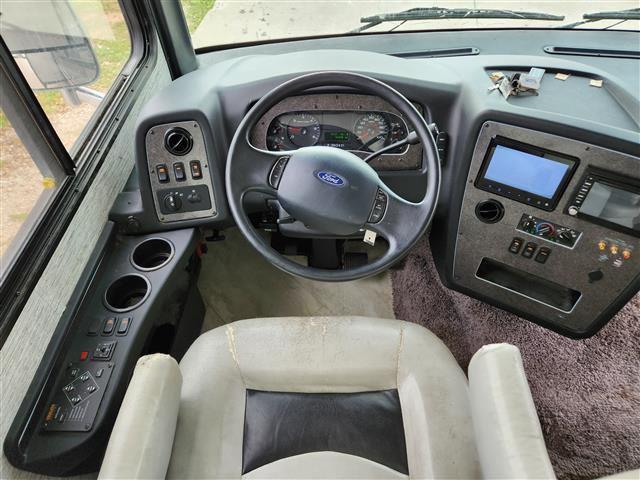 Photo 5 from auction – 2018 FORD F350 with VIN 1F66F5DY9J0A23044