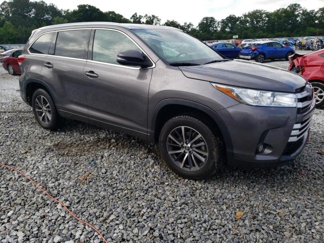 صورة رقم 4 من المزاد - 2017 TOYOTA HIGHLANDER مع VIN 5TDKZRFH3HS523652