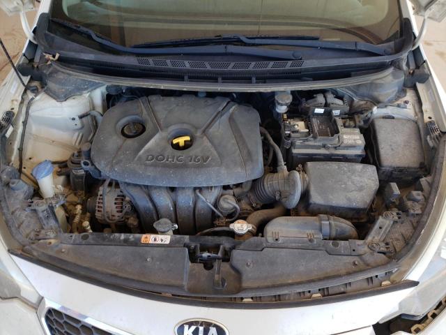 Photo 11 from auction – 2015 KIA FORTE LX with VIN KNAFK4A68F5380261