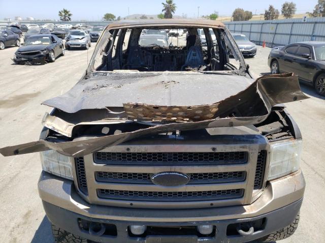 Photo 12 from auction – 2005 FORD EXCURSION with VIN 1FMSU45P45EB12896