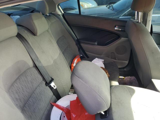 Photo 10 from auction – 2015 KIA FORTE LX with VIN KNAFK4A6XF5389138