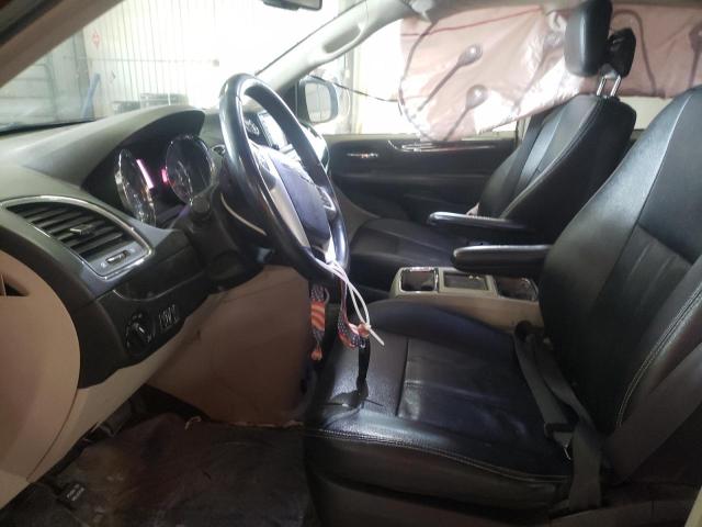 Photo 7 from auction – 2016 CHRYSLER TOWN & COU with VIN 2C4RC1BGXGR294425