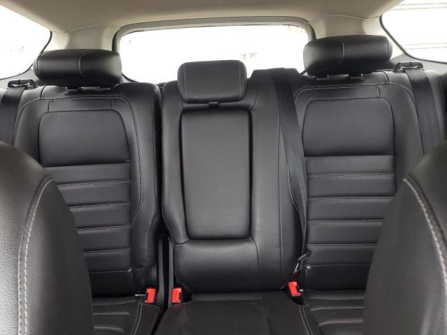 Photo 10 from auction – 2018 FORD ESCAPE SEL with VIN 1FMCU9HD6JUA19655