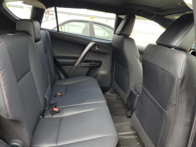 Photo 11 from auction – 2016 TOYOTA RAV4 SE with VIN JTMJFREV4GJ056636