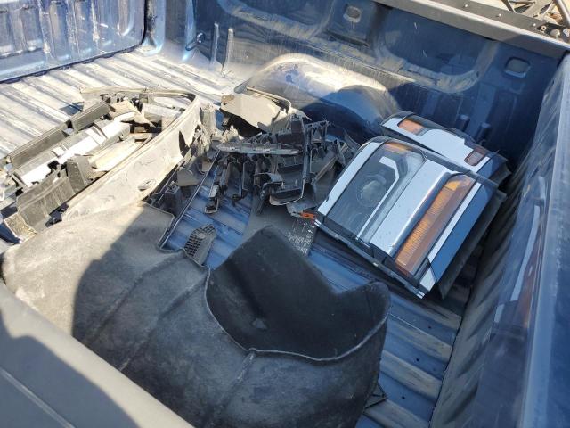 Photo 12 from auction – 2018 CHEVROLET SILVERADO with VIN 3GCUKREC0JG389710