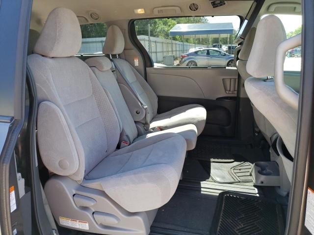 Photo 11 from auction – 2015 TOYOTA SIENNA LE with VIN 5TDKK3DC3FS573487